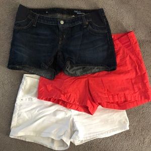 Maternity 3 pairs Gap shorts